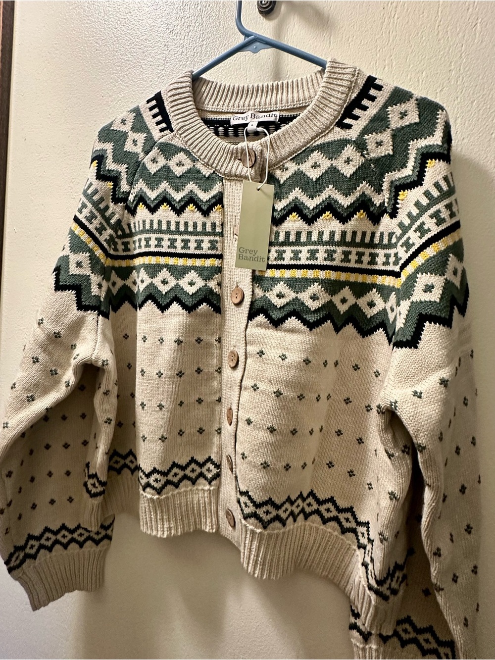 NWT Gray Bandit Cozy Cream & Green Fair Isle Button-Up Cardigan Sweater - Picture 3 of 6